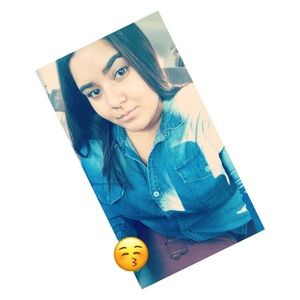 Meet your Posher, Arcilia